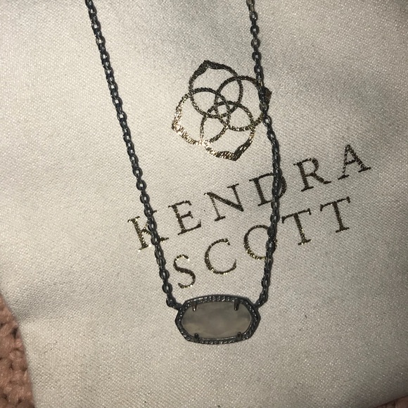 Kendra Scott Jewelry - Kendra Scott necklace